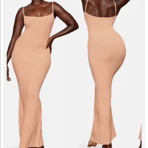 Skims Lounge Dress in Peach